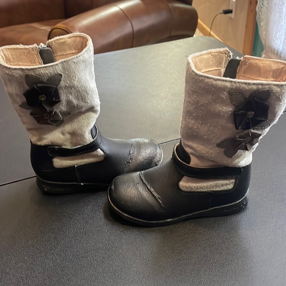Pediped boots for little girls